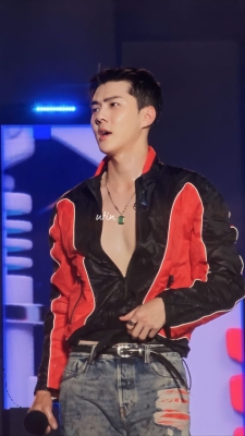 Sehun_Waterbomb_28729.jpg