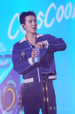 Click to view full size image
==============
Sehun_Cool_Cass_282629.jpg Sehun_Cool_Cass_282629.jpg