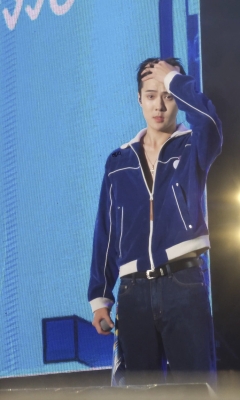 Click to view full size image
==============
Sehun_Cool_Cass_28829.jpg Sehun_Cool_Cass_28829.jpg