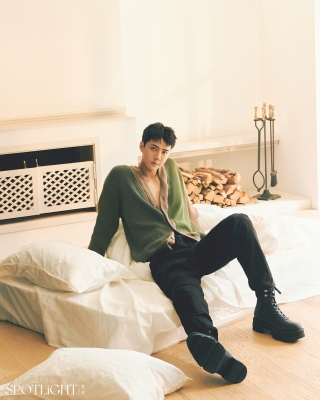 Click to view full size image
==============
spotlight_sehun_28329.jpg spotlight_sehun_28329.jpg