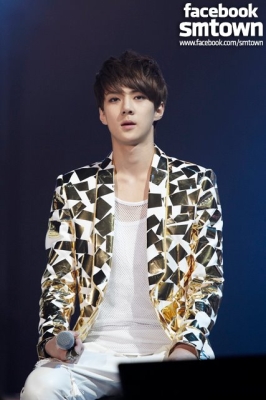 Click to view full size image
==============
debut_showcase_28129.jpg debut_showcase_28129.jpg