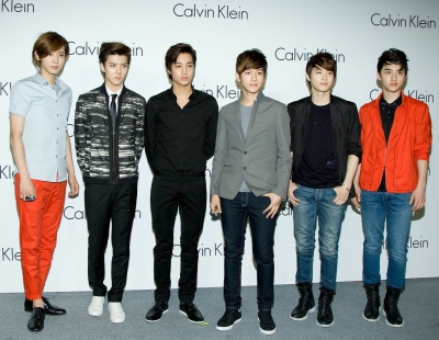 Click to view full size image
==============
calvin_exo_281229.jpg calvin_exo_281229.jpg