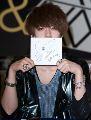 fanmeet_281129.jpg