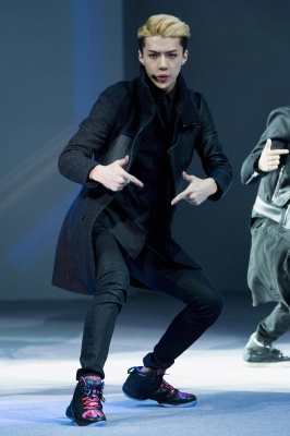 Click to view full size image
==============
seoul_fashin_sehun_281629.jpg seoul_fashin_sehun_281629.jpg