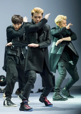 Click to view full size image
==============
seoul_fashin_sehun_281729.jpg seoul_fashin_sehun_281729.jpg