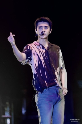 Click to view full size image
==============
lottesehun_281429.jpg lottesehun_281429.jpg