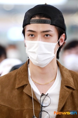 EhyRPGtVgAEdrKX.jpg