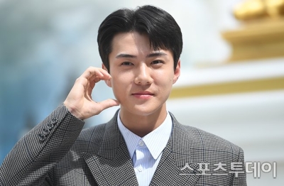 sehun_at_dior_282829.jpg