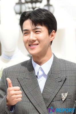 sehun_at_dior_283429.jpg