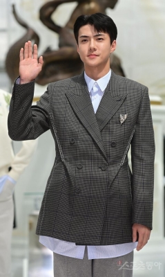 Click to view full size image
==============
sehun_at_dior_28529.jpg sehun_at_dior_28529.jpg