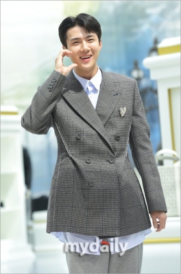 Click to view full size image
==============
sehun_at_dior_28929.jpg sehun_at_dior_28929.jpg